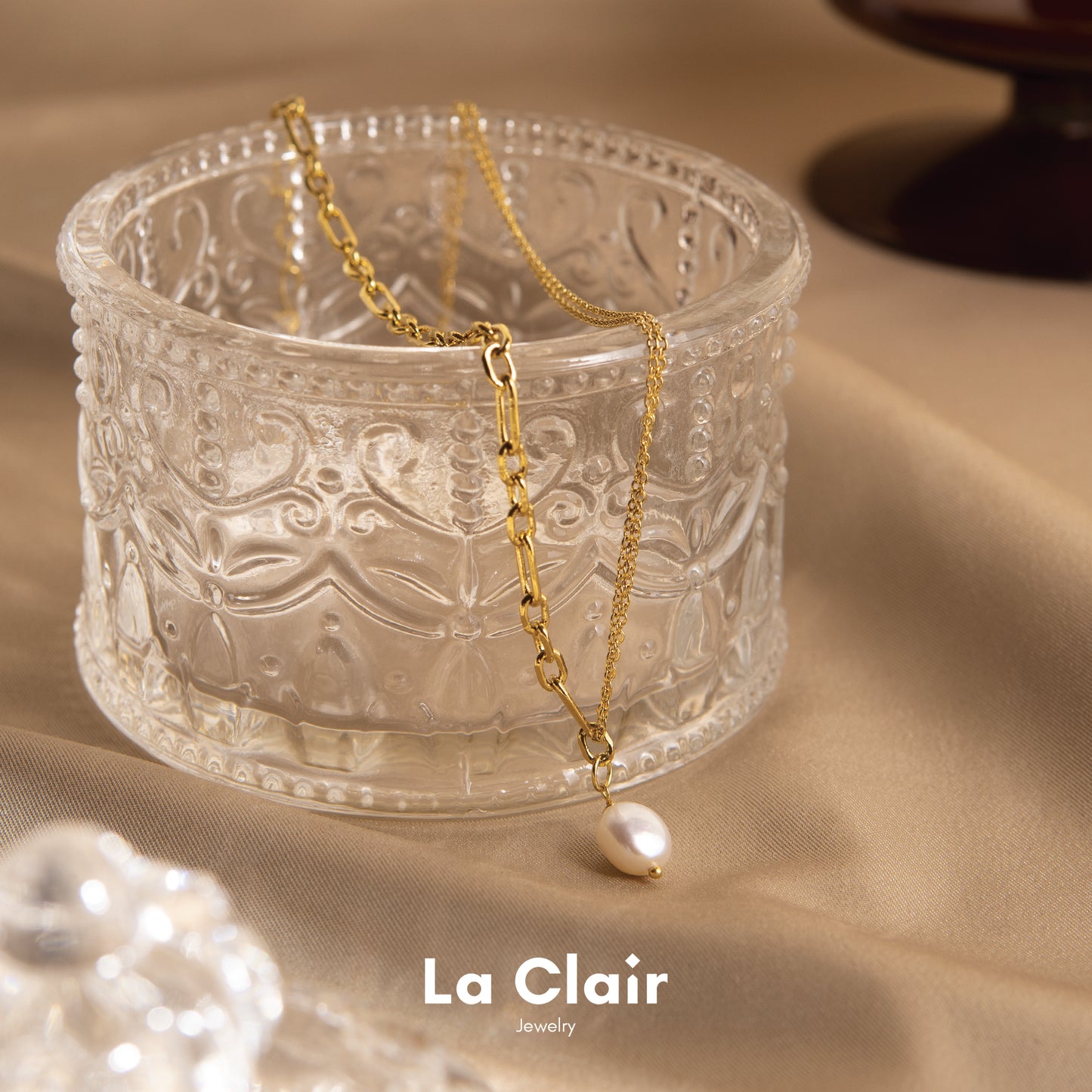 Minimalist Freshwater Pearl Necklace
