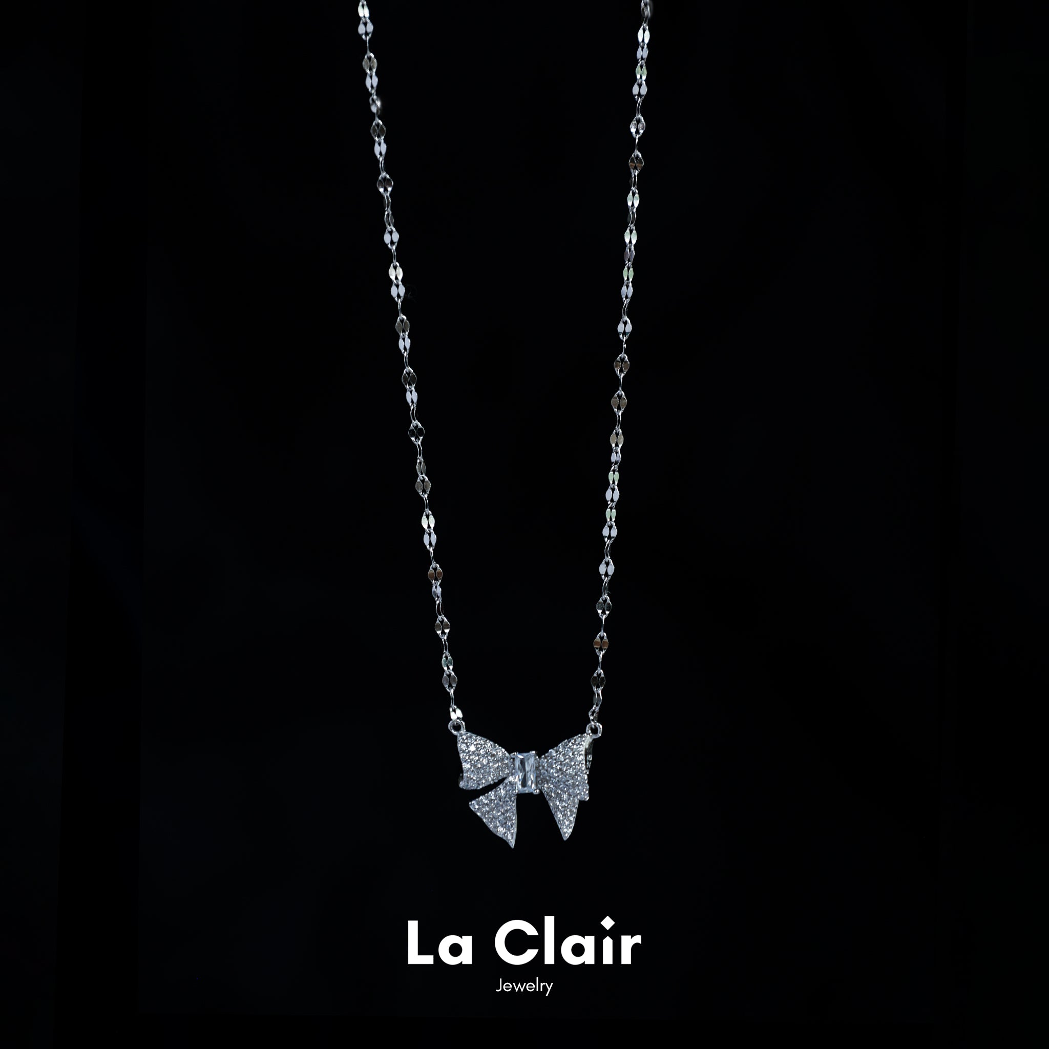 Silver Bow Tie Pendant Necklace_1