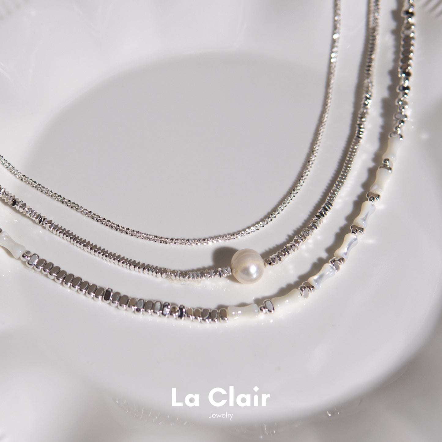 Solitaire Pearl on Silver Strands Necklace_1