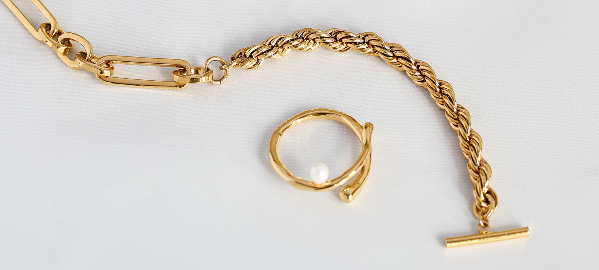 laclair jewelry_golden bracelet_golden ring with pearl