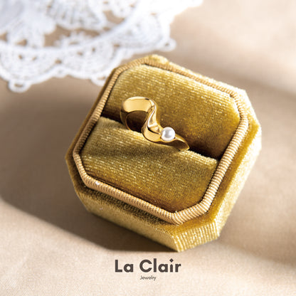 Wave-crest Pearl Ring