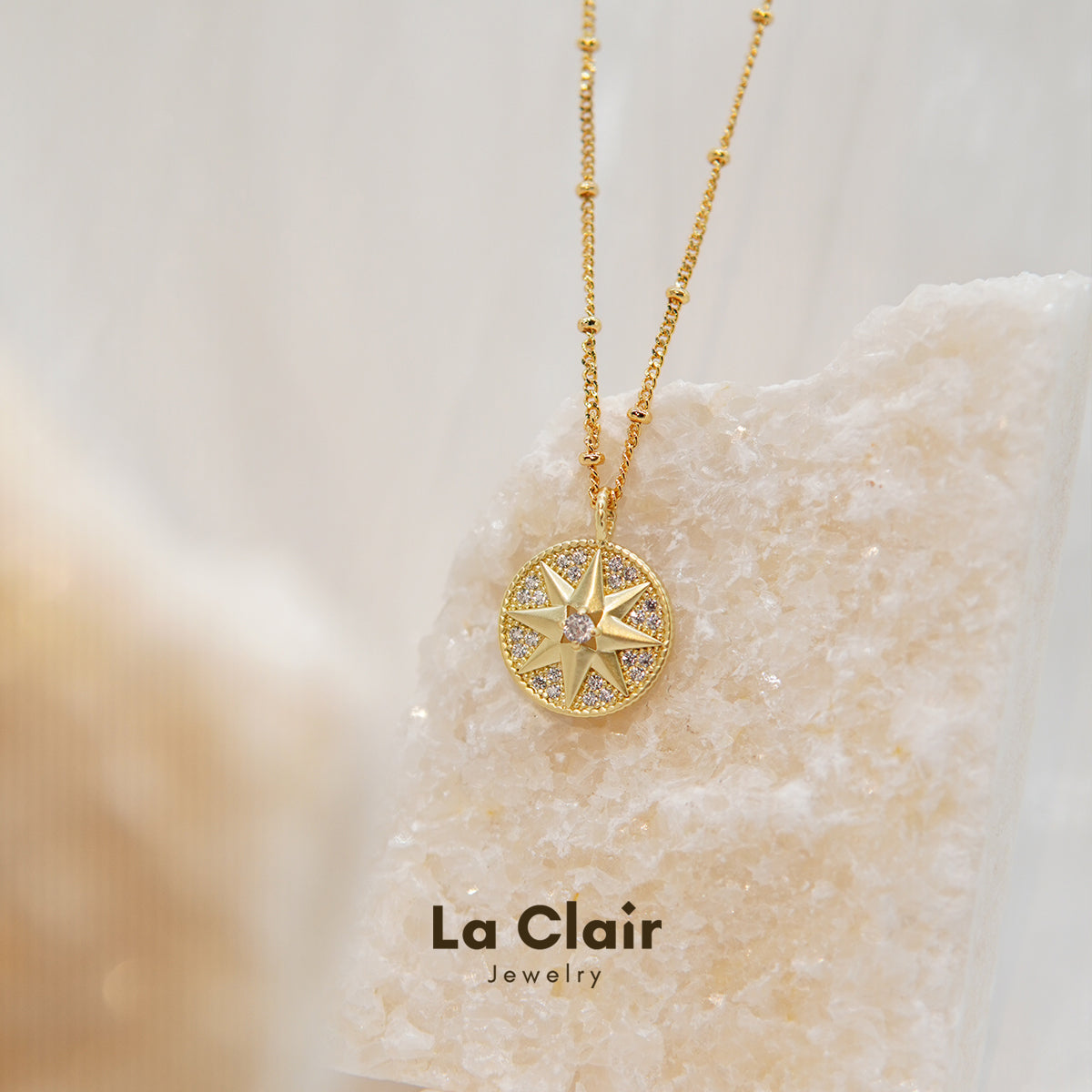Eight Pointed Star Gold Shiny Necklace