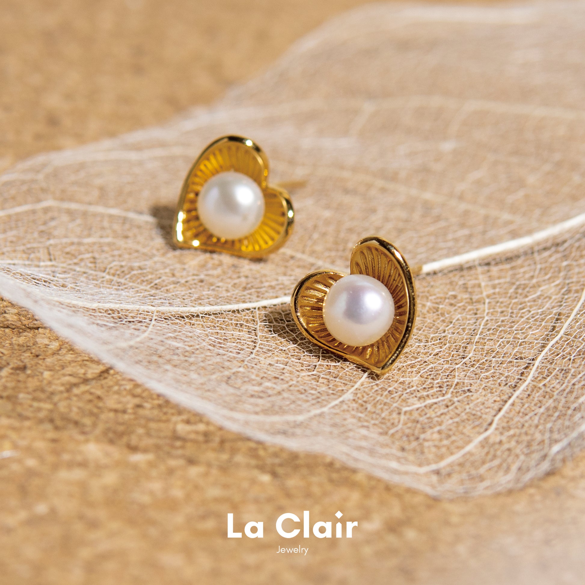 Golden Heartbeat Pearl Studs_1