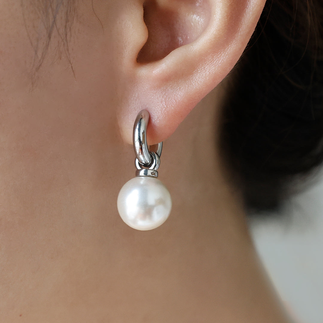 Minimalist Pearl Drop Earrings