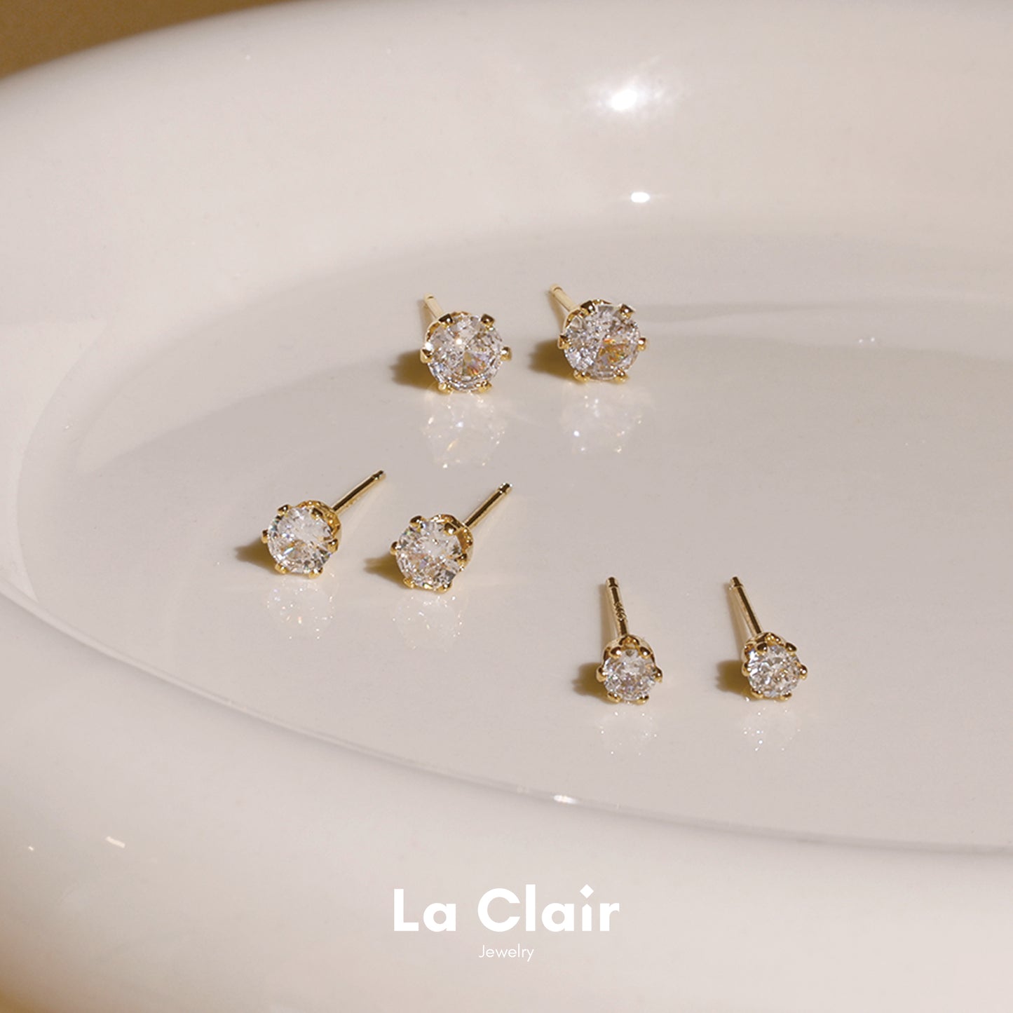 Minimalist Zirconia Stud Earrings