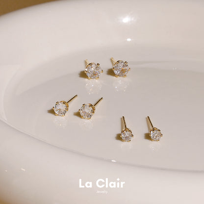 Minimalist Zirconia Stud Earrings