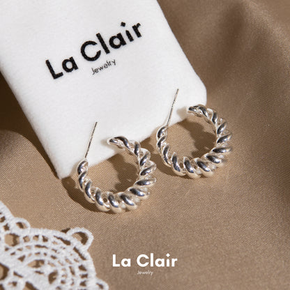 Silver Croissant Hoop Earrings_4