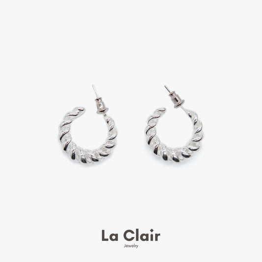 Silver Croissant Hoop Earrings_5