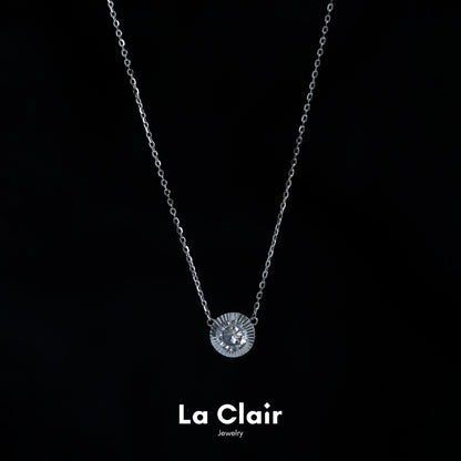 Silver Sparkling Zircon Disc Necklace_4