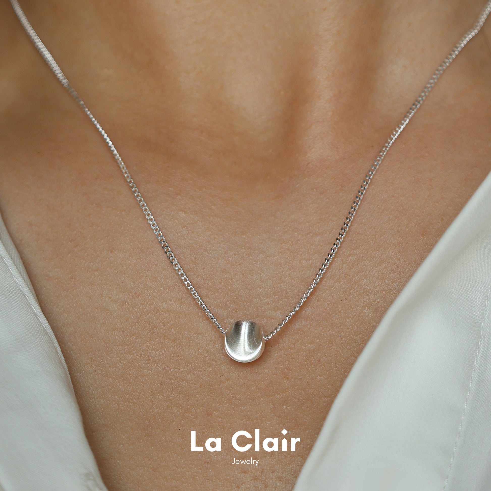 Silver Textured Sphere Pendant Necklace_2