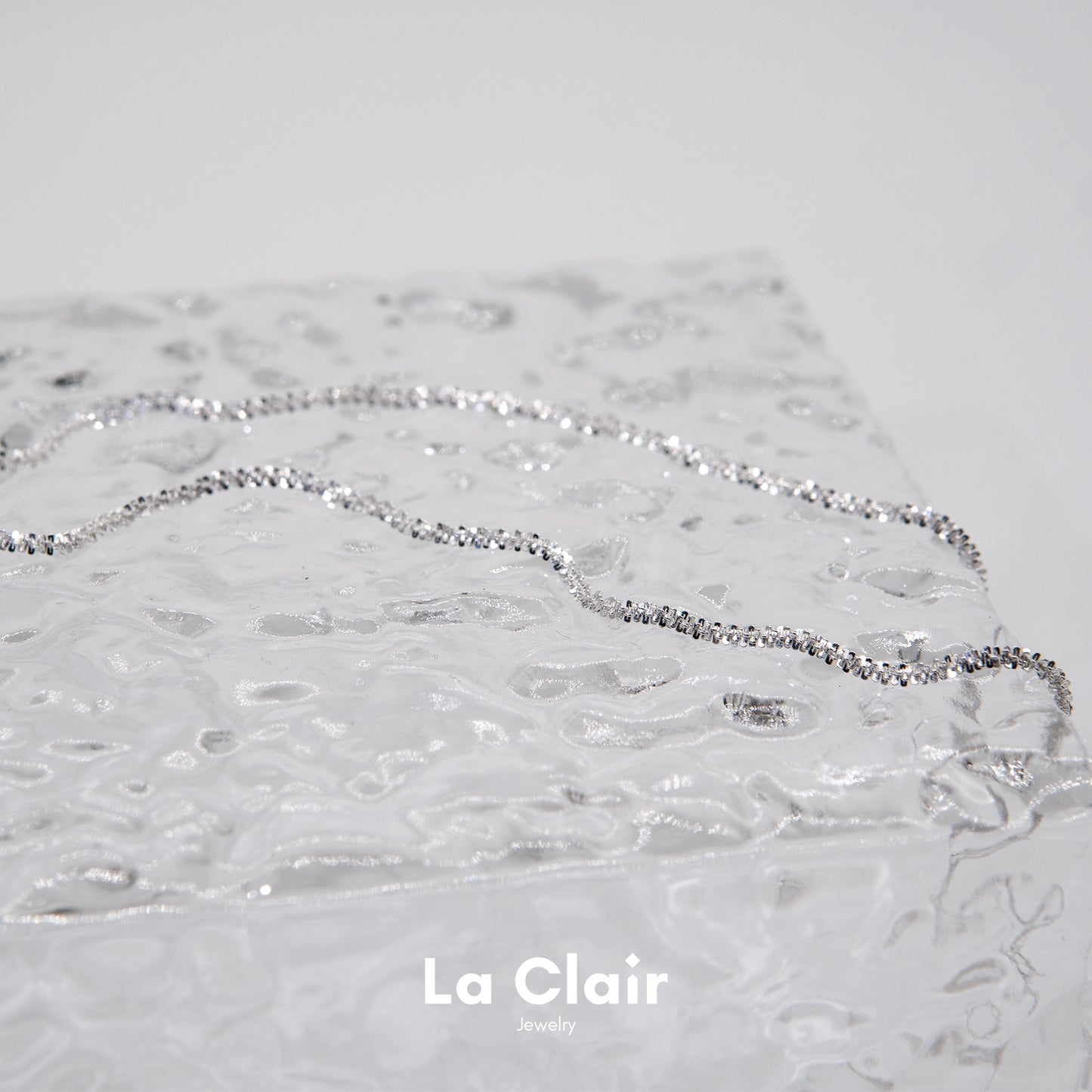 Sparkling Delicate Silver Chain_1