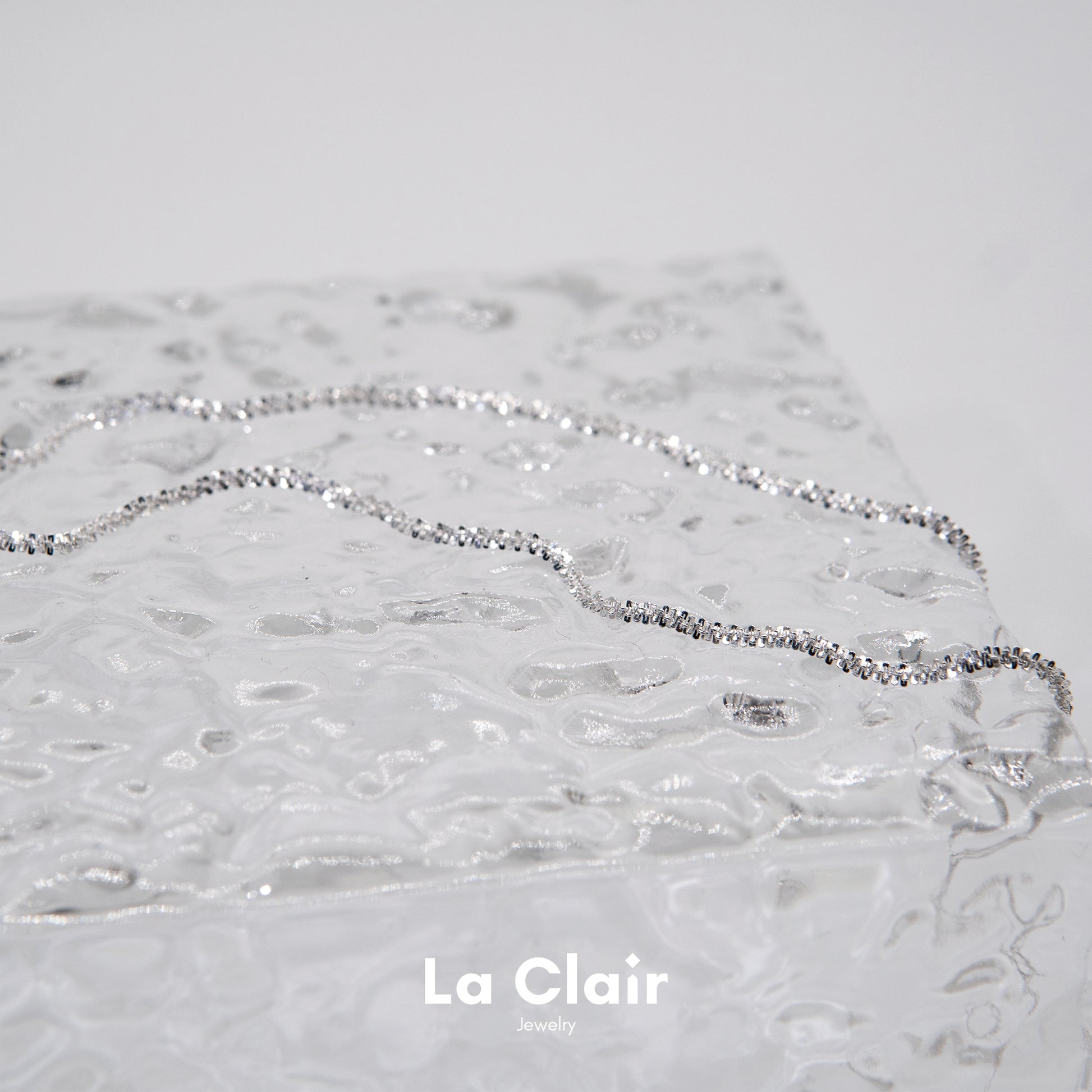 Sparkling Delicate Silver Chain_1