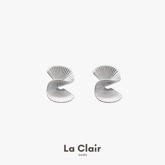 Silver Twisted Fan-Shaped Earrings