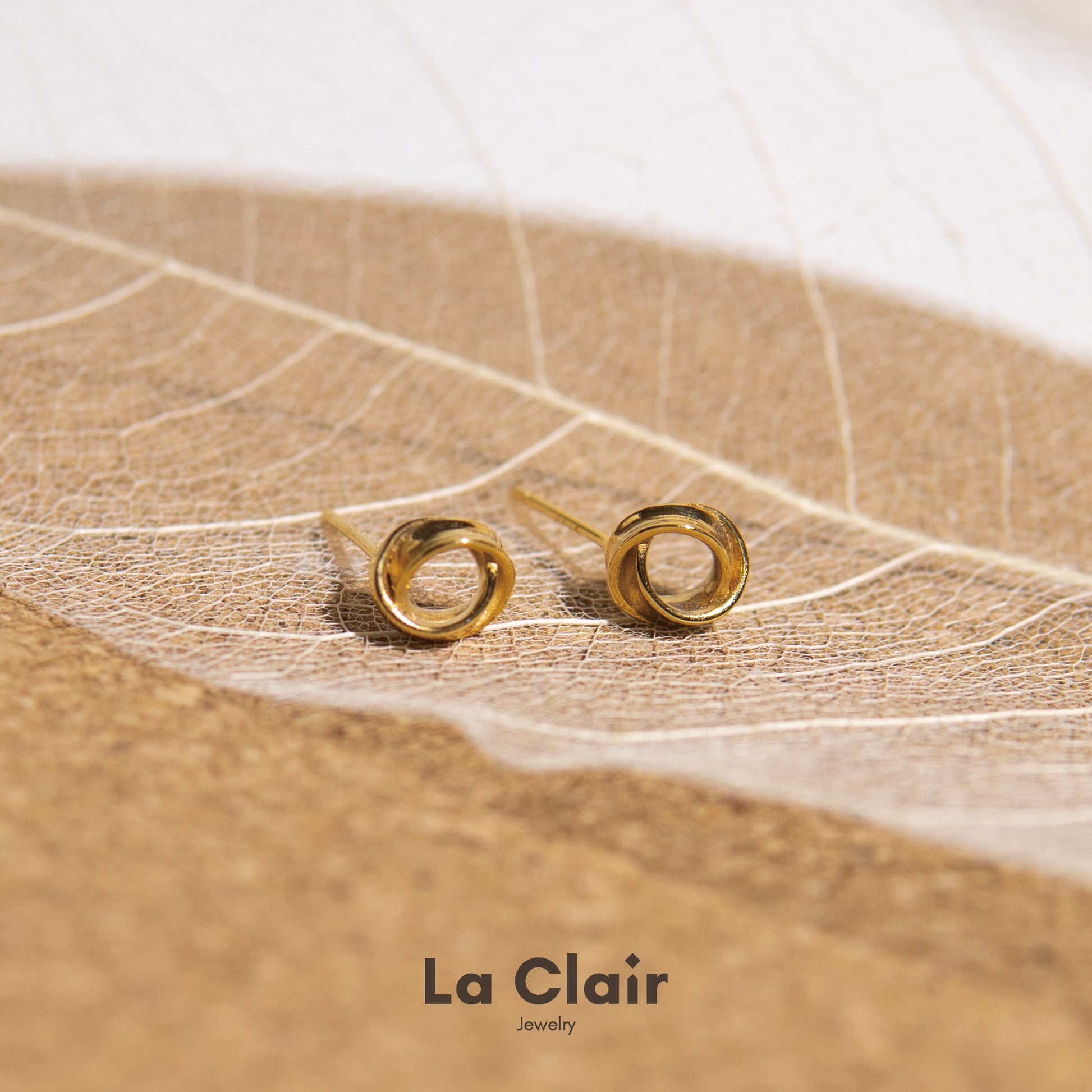 Tiny Twist Gold Studs_2