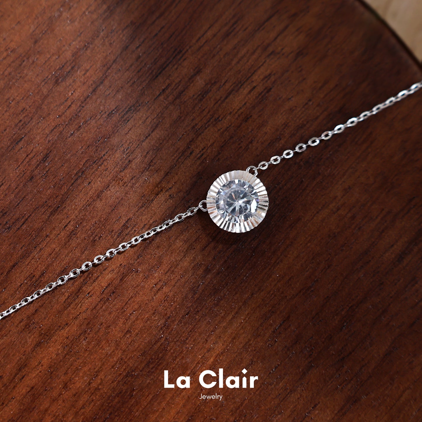 Silver Sparkling Zircon Disc Necklace